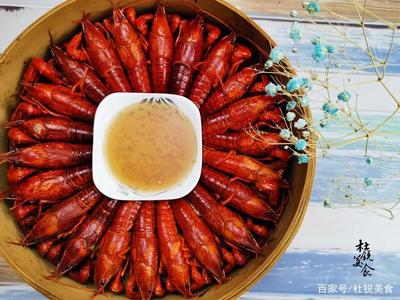 拒絕重調料，還原真滋味 品味原汁原味小龍蝦的清香真諦